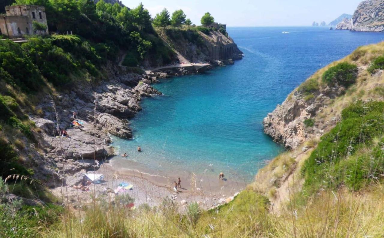 Villa Mariel Suites & Apartment Massa Lubrense Buitenkant foto
