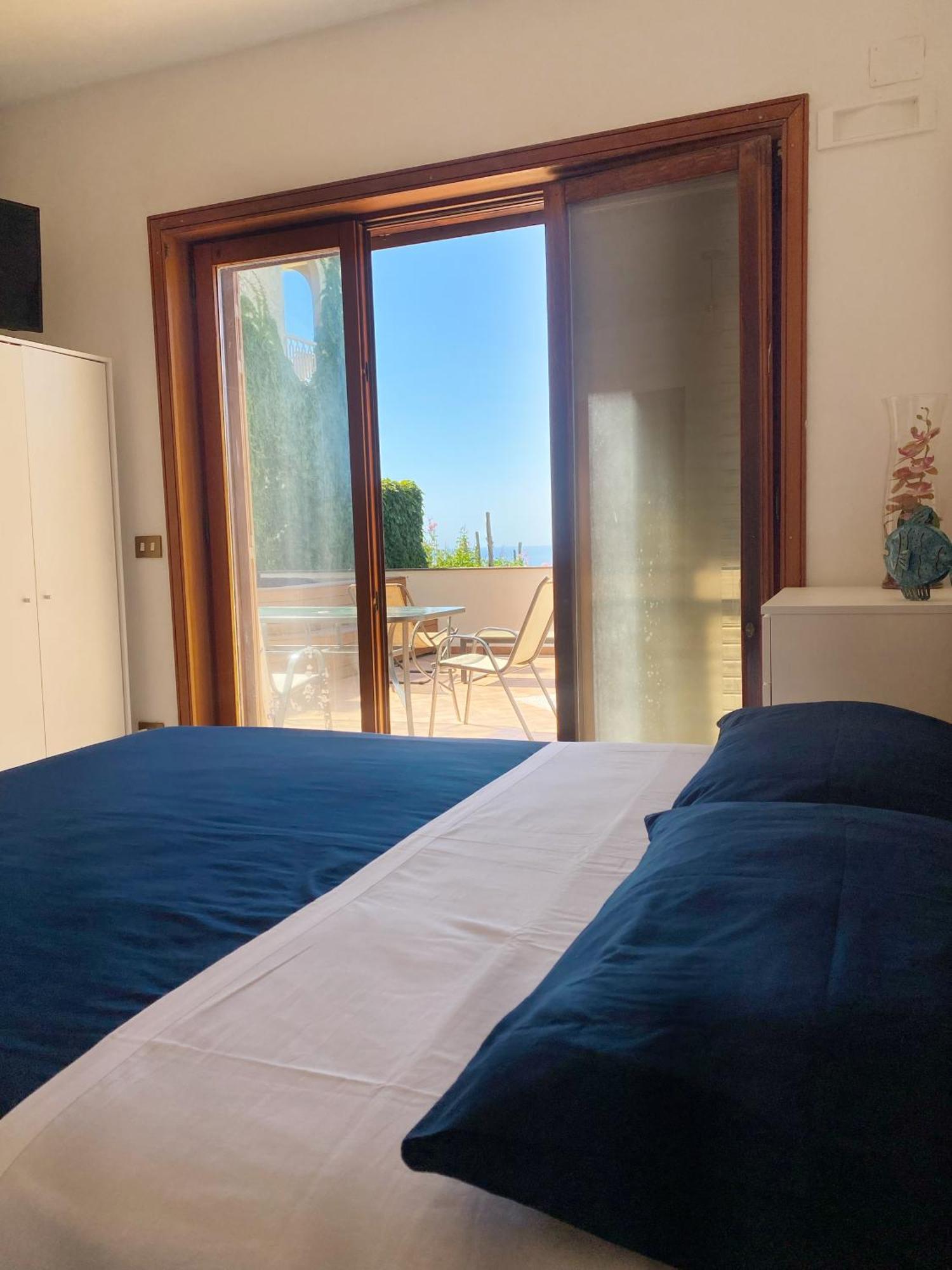 Villa Mariel Suites & Apartment Massa Lubrense Buitenkant foto